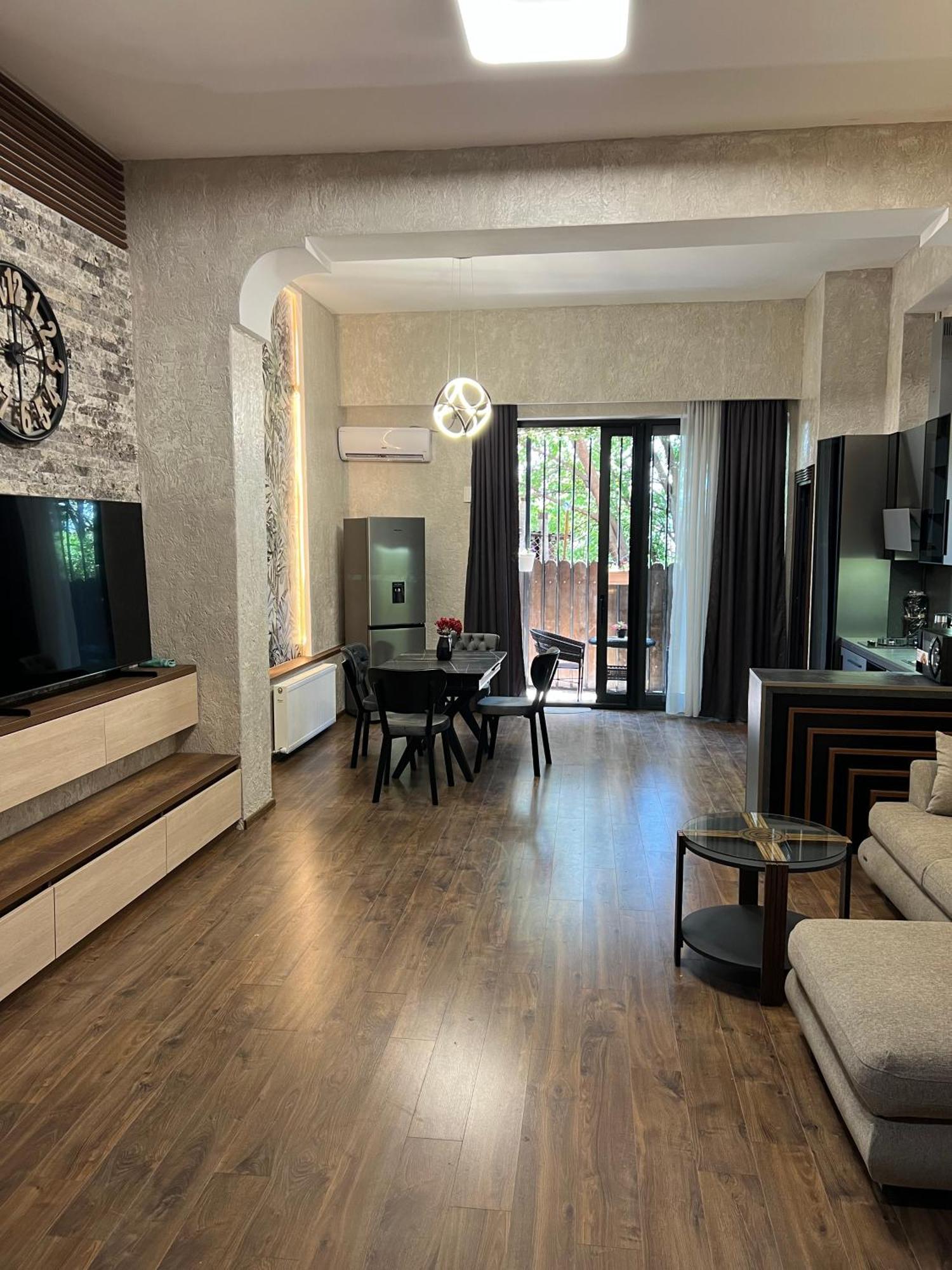 Hotel Livin Tbilisi Zewnętrze zdjęcie