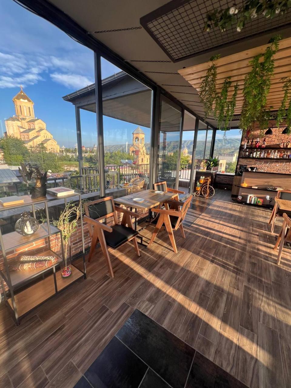 Hotel Livin Tbilisi Zewnętrze zdjęcie