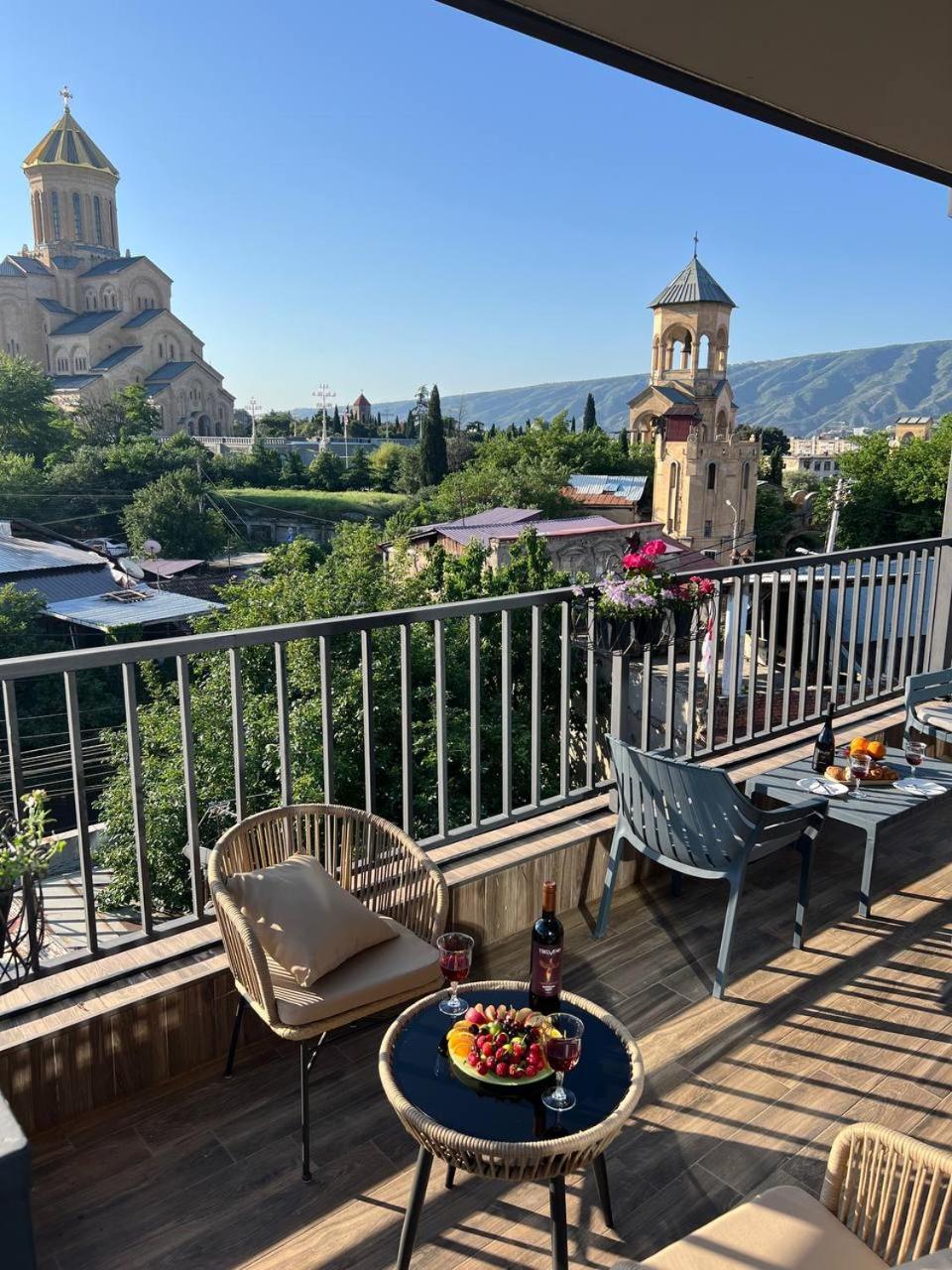 Hotel Livin Tbilisi Zewnętrze zdjęcie