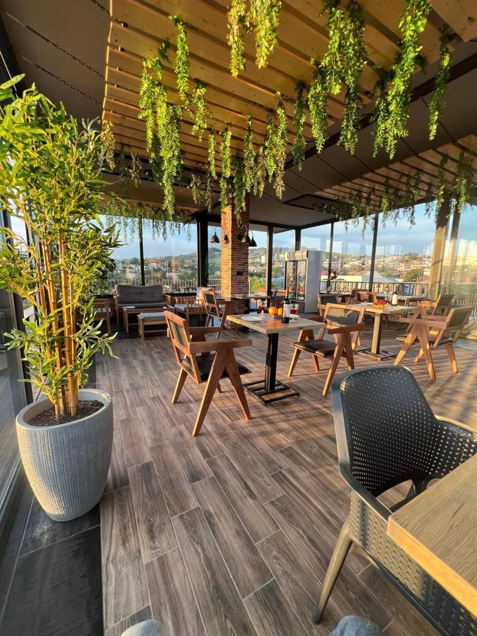 Hotel Livin Tbilisi Zewnętrze zdjęcie