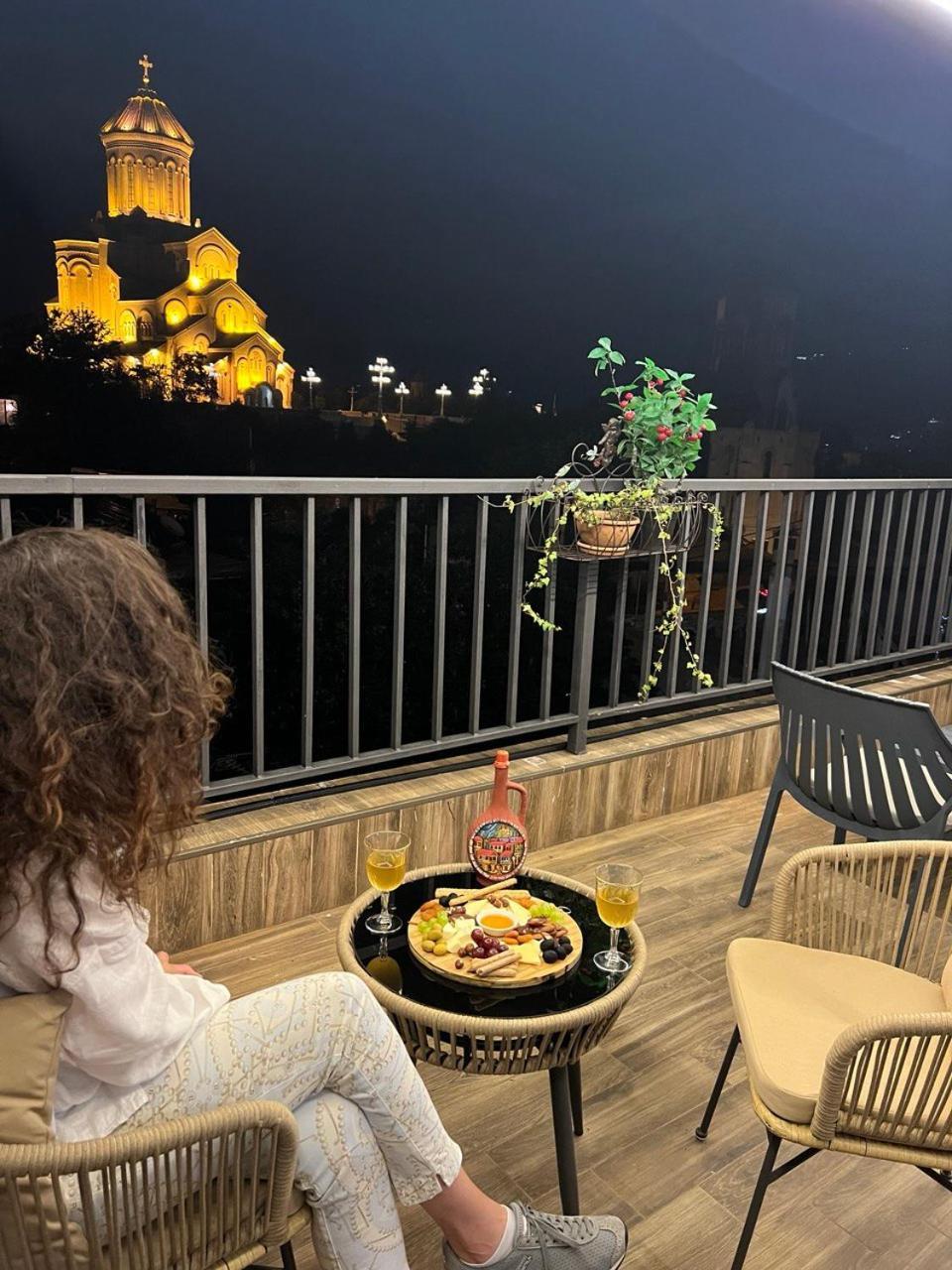 Hotel Livin Tbilisi Zewnętrze zdjęcie