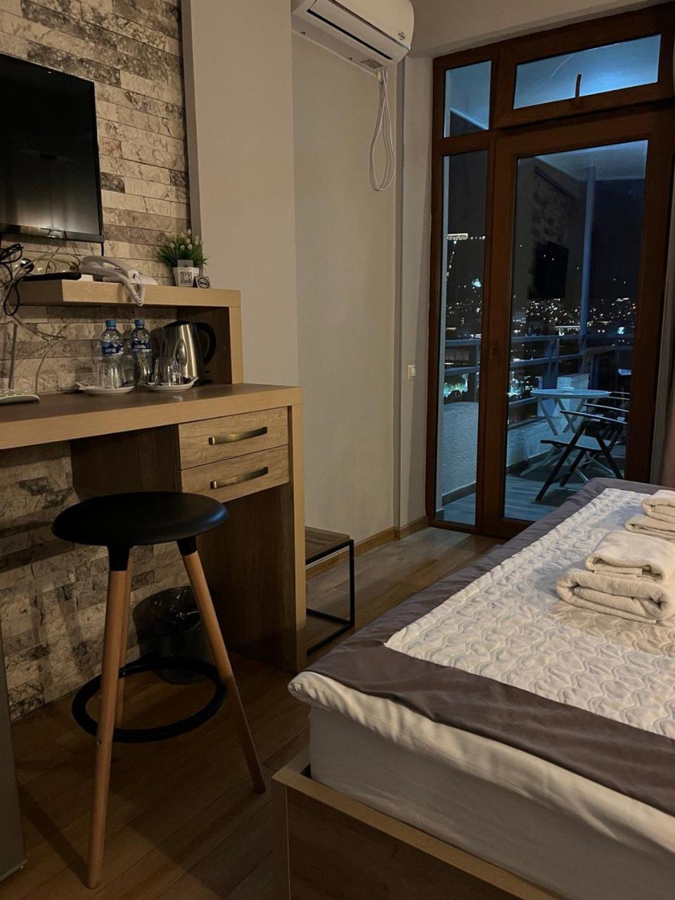 Hotel Livin Tbilisi Zewnętrze zdjęcie
