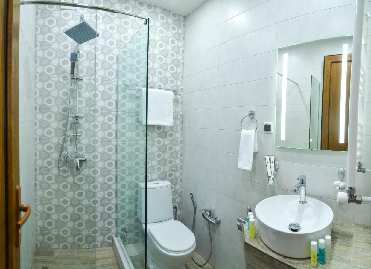Hotel Livin Tbilisi Zewnętrze zdjęcie