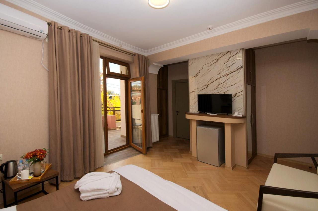 Hotel Livin Tbilisi Zewnętrze zdjęcie